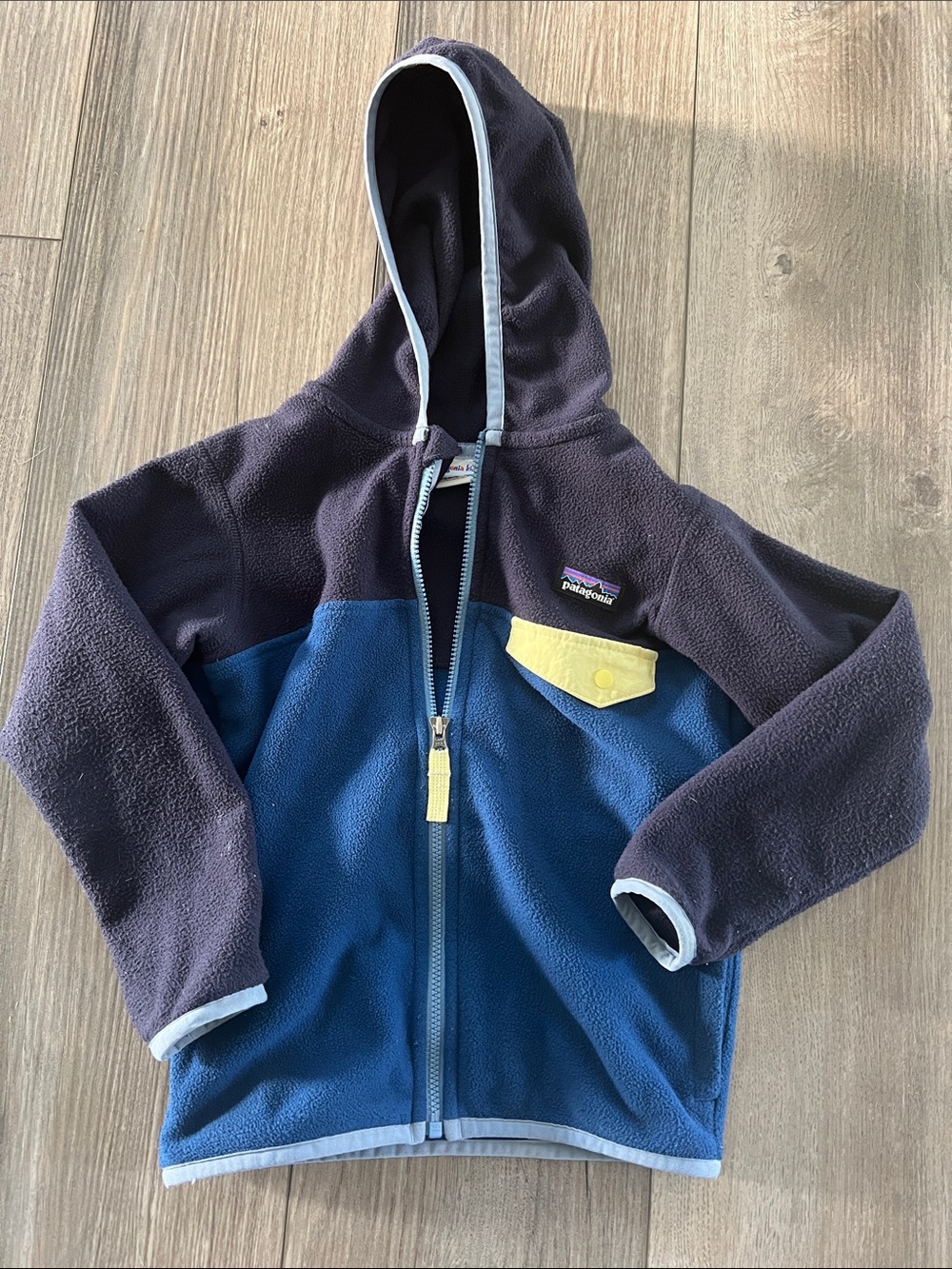 Patagonia Kids Navy & Blue Hooded Fleece with Yellow Pocket Accent